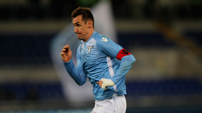 克拉克斯顿赛季第2次三双，本赛季唯二多次拿下三双的中锋