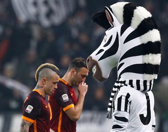 篮球勇士替补球员连续三场得分上双