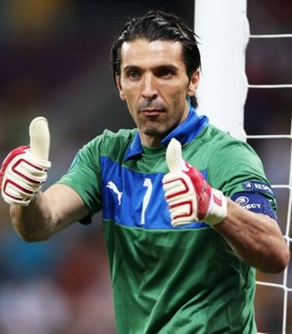 超残阵勇士终结两连败！库追巴等六人缺席 出场10人全有进球五人上双