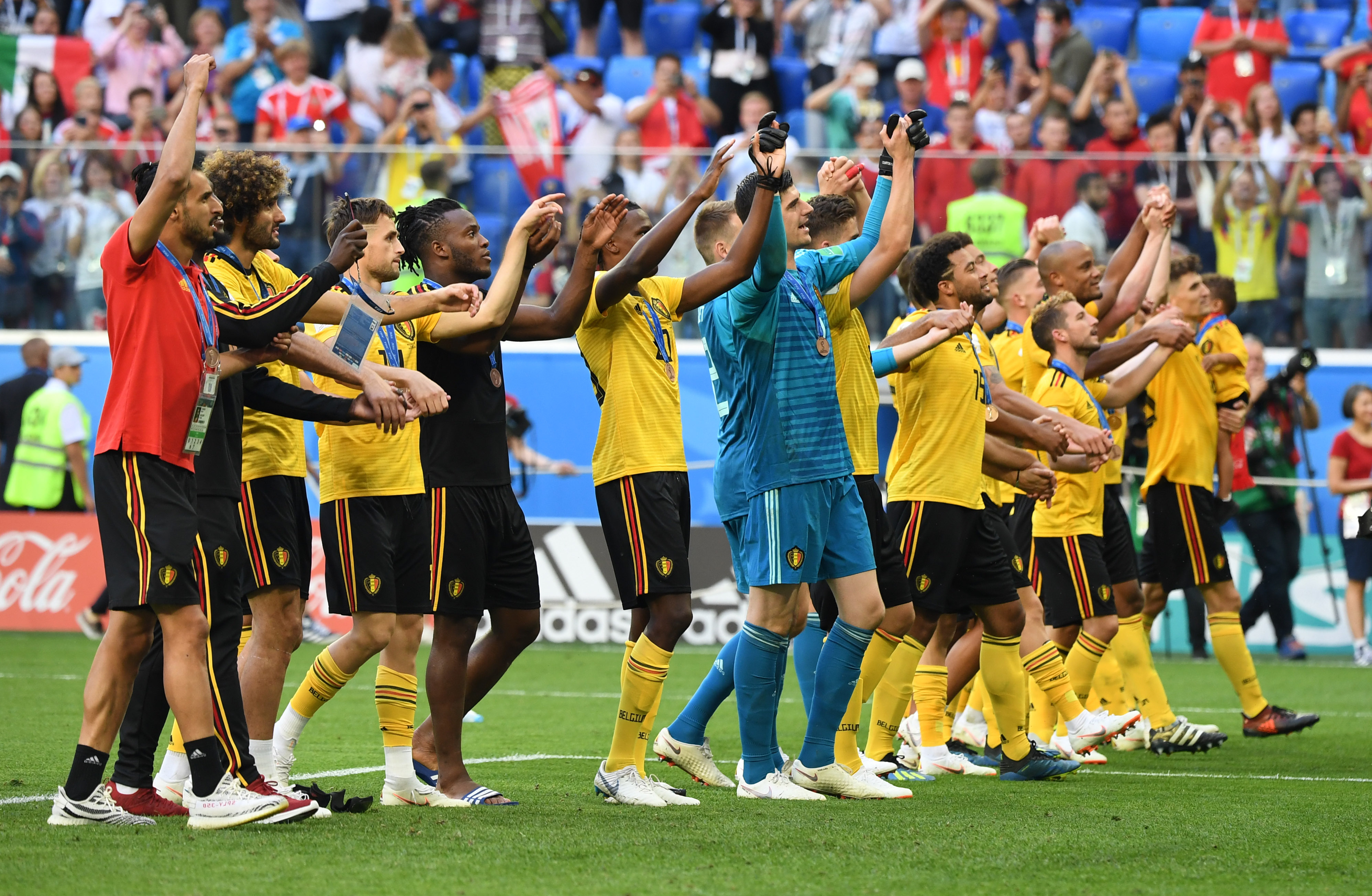 郑钦文回应黑评：我三观比较正，别人挑刺是因为一些比较自信言论