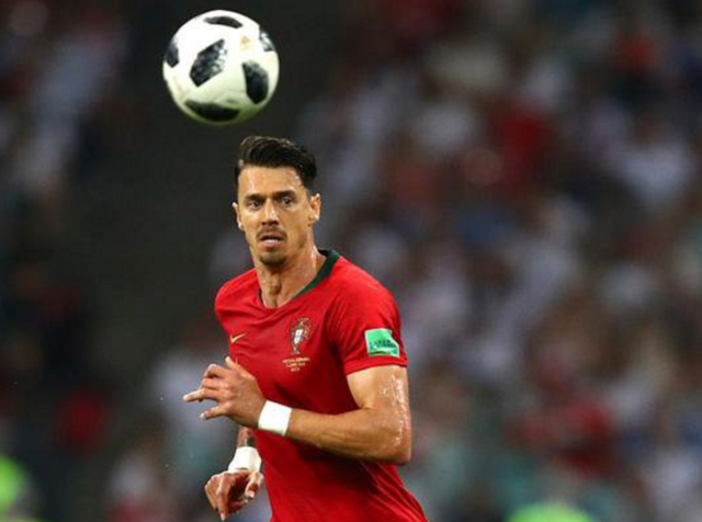 米体：卢卡库恢复良好，可能12月11日对阵本菲卡时复出